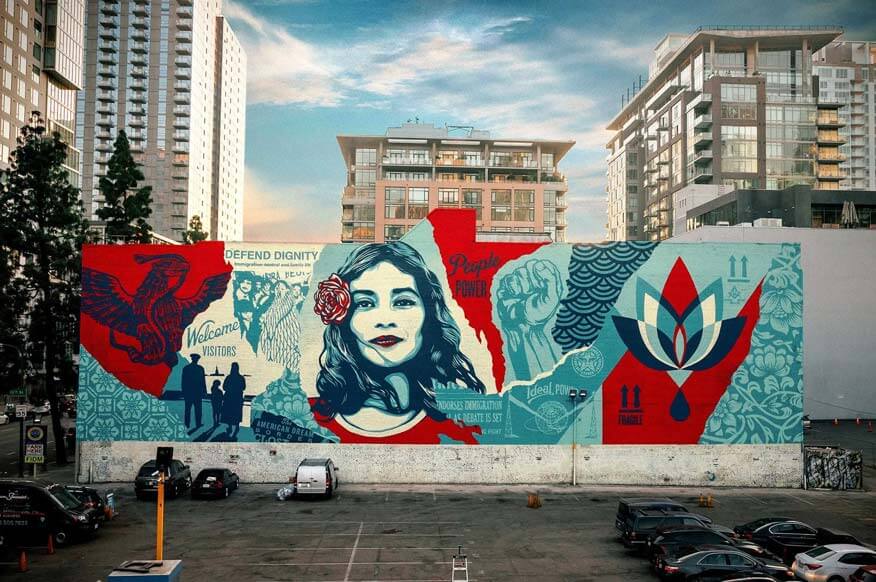 Streetartist Shepard Fairey - Defend Dignity - LA 2019 